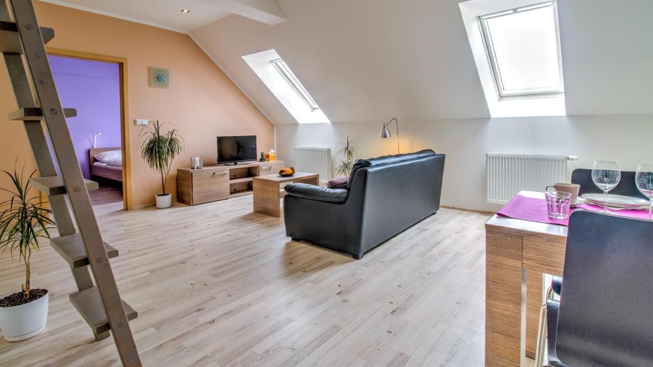 Boromeum Residence Hradec Kralove Luaran gambar