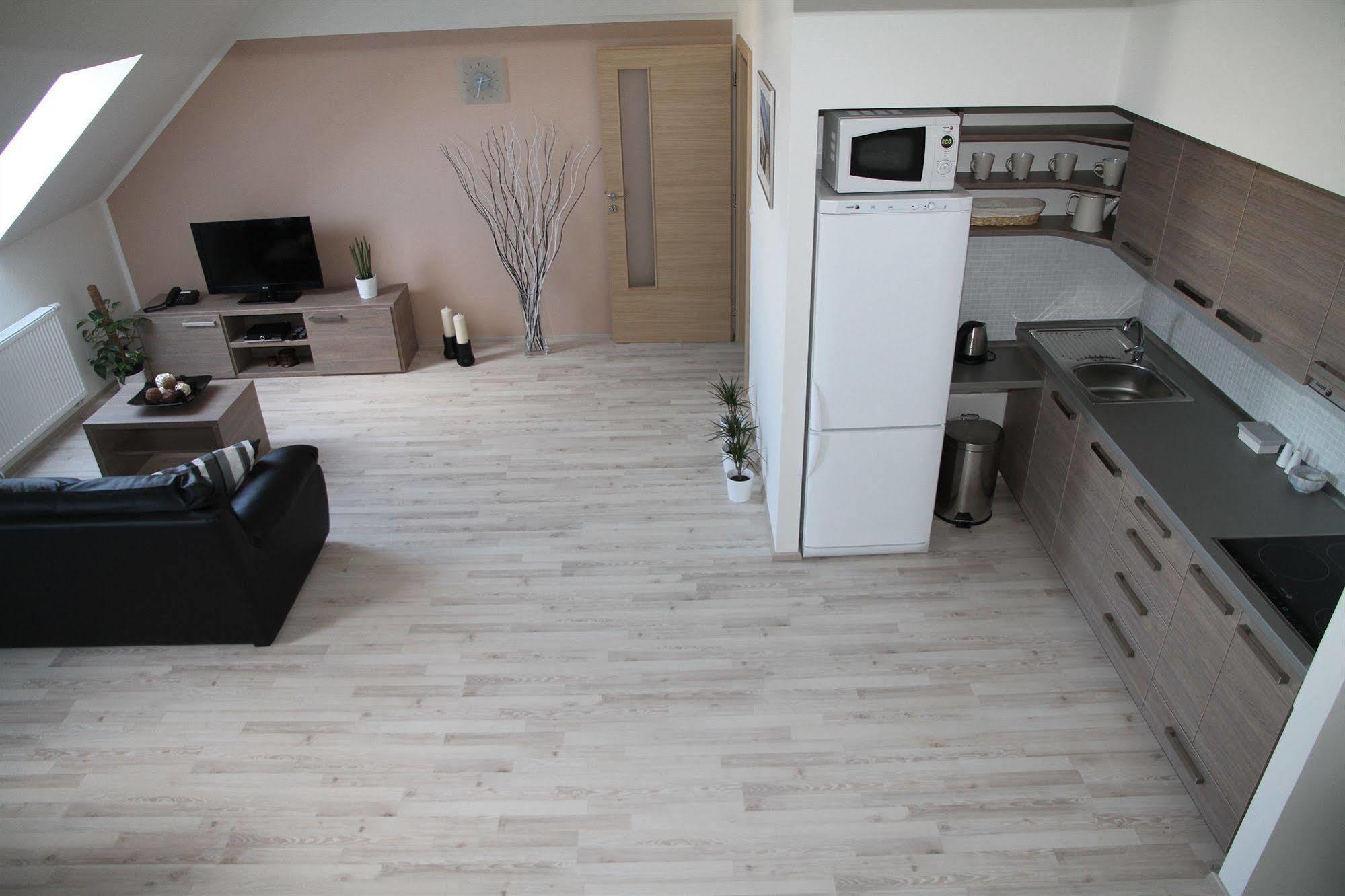 Boromeum Residence Hradec Kralove Luaran gambar